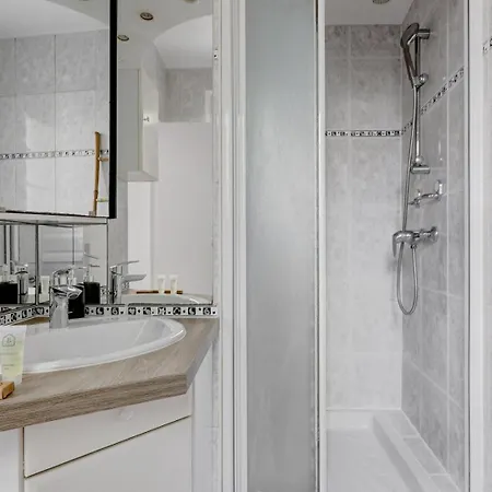 Apartment 517 Raffet - Cozy 16 Paris